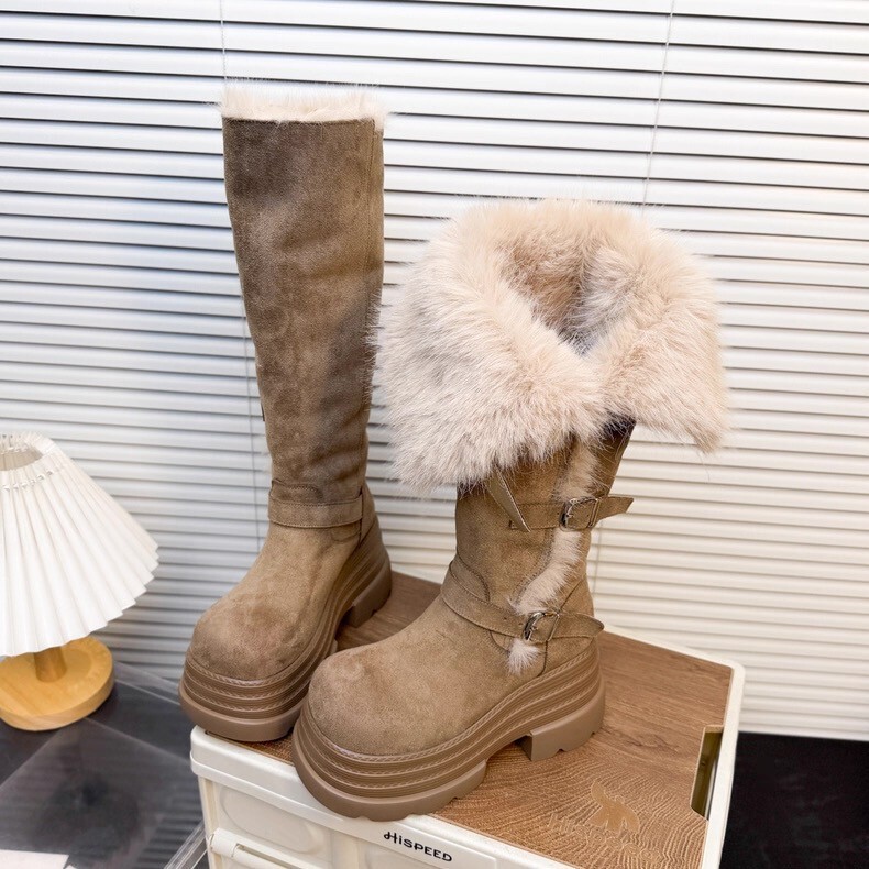 Winter Thick-Soled Snow Boots for Women, Retro Nubuck Leather Plush-Edged High Boots, Warm and Slimming Look Knight Boots