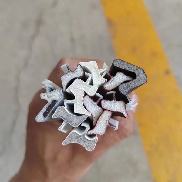 Polyurethane dustproof shockproof self-adhesive sponge tape
