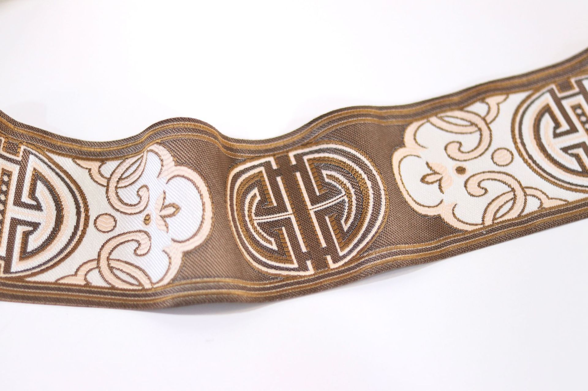 9cm de ancho de alta precisión nueva banda china ropa sofá colchón cama cortina garantía tela de mesa colchón de taza cama bandera de mesa banda