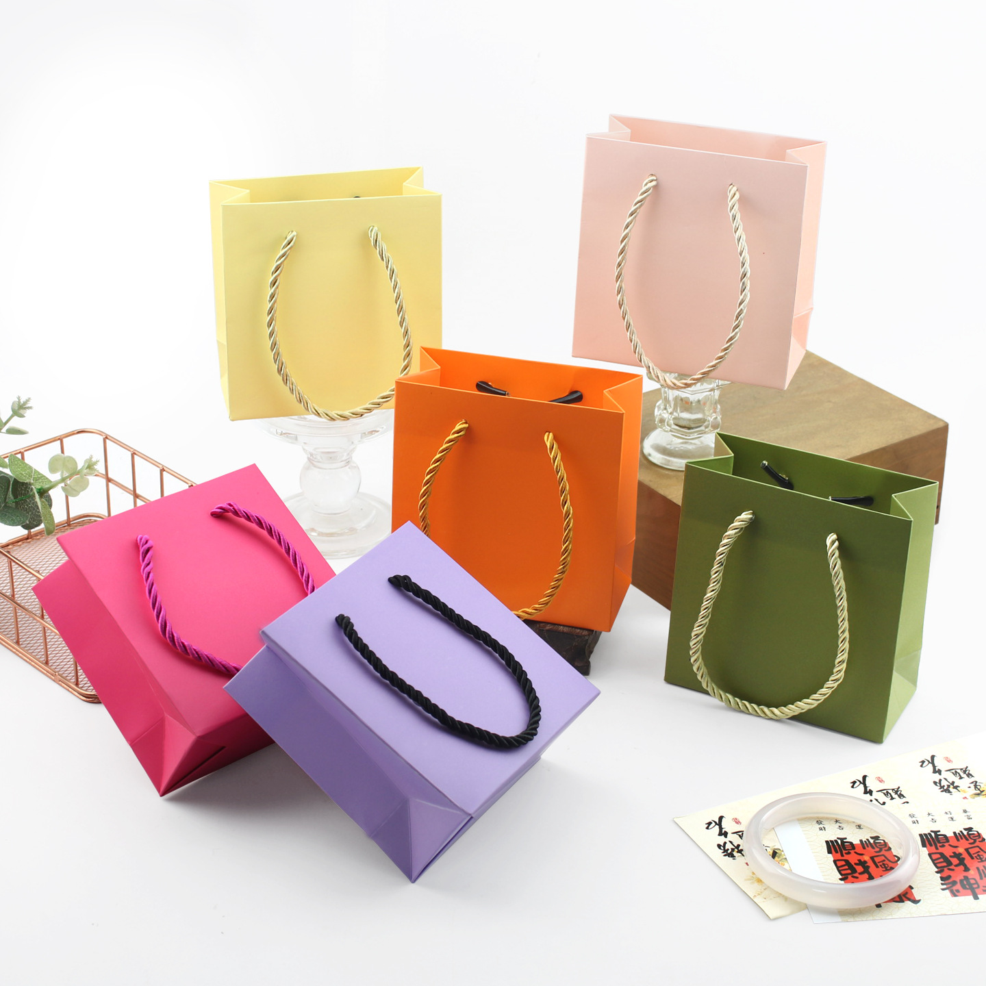 Solid color small linen bag