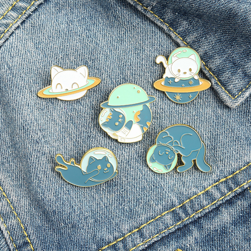 Cute Cat Alloy Plating Metal Brooches display picture 7