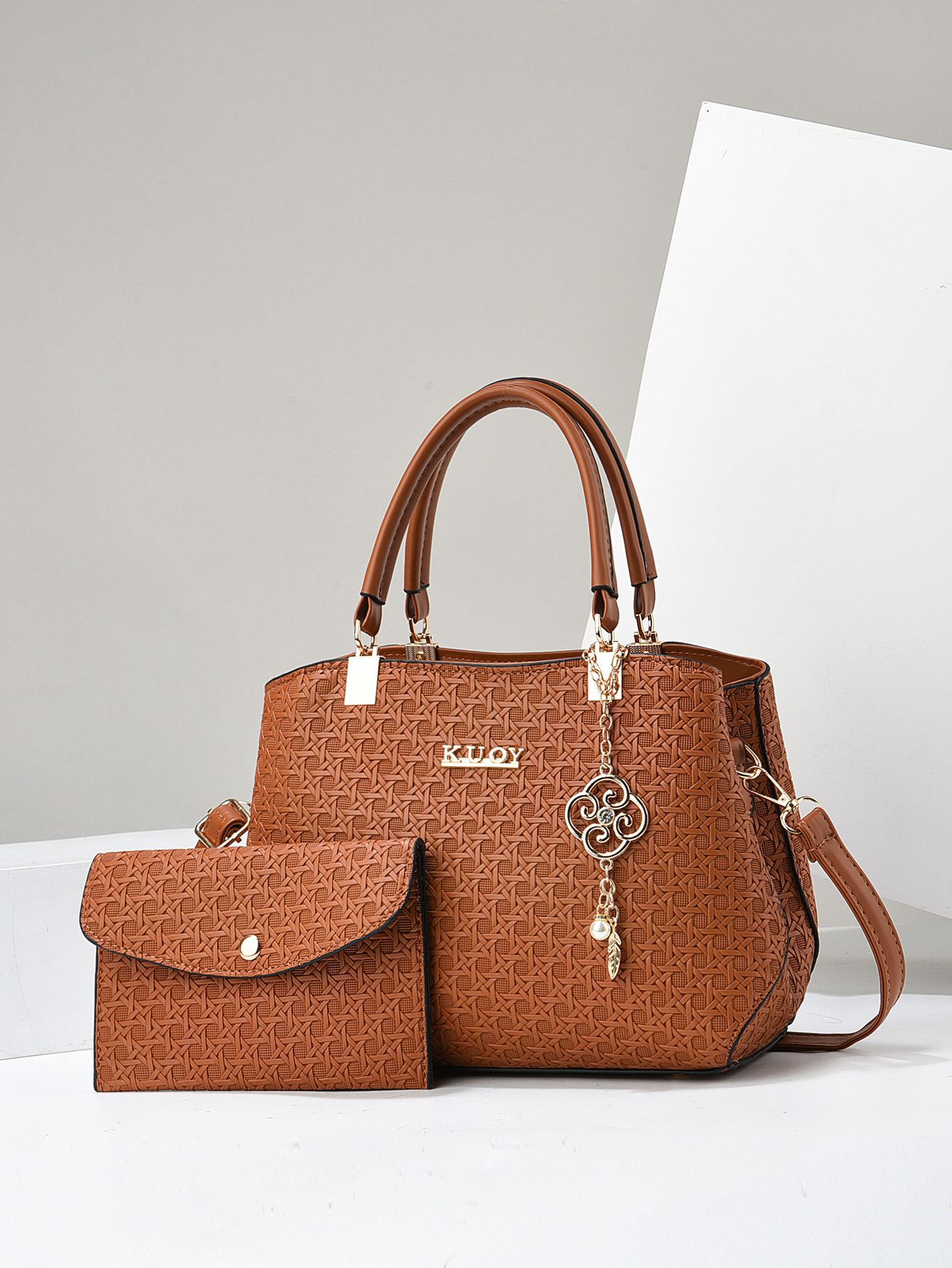 Femmes Grande Faux Cuir Impression Vêtement De Rue Carré Fermeture Éclair Sac À Main display picture 16