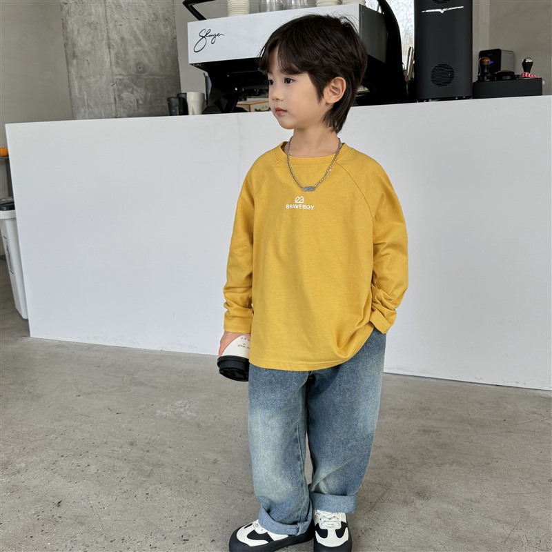 Boy Hai Ma home 2024 spring and autumn new children's casual pants children Korean version of cool wash jeans all match