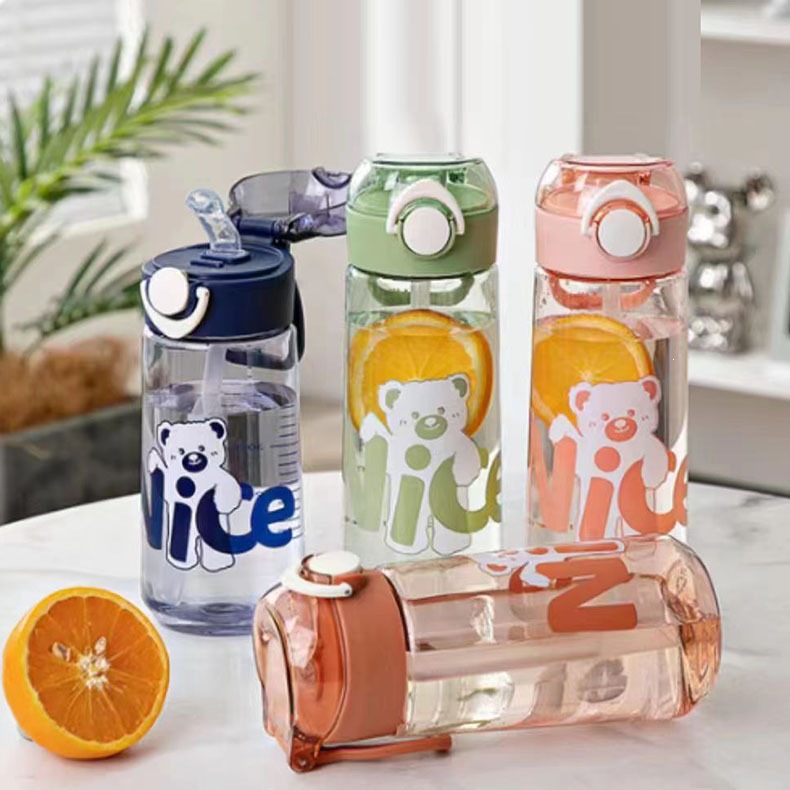 Taza de agua de bebés de bebés