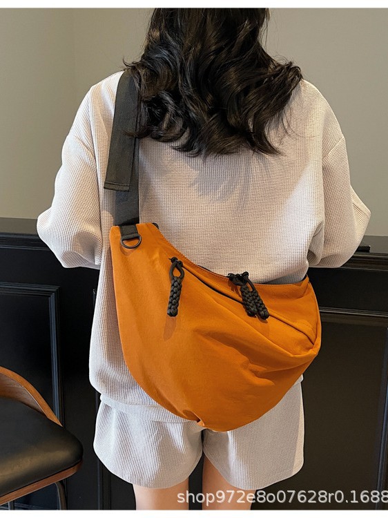 Fashionable trend Japanese waterproof capacious shoulder bag