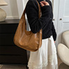 Winter retro fashionable capacious one-shoulder bag for leisure, shoulder bag, 2023 collection