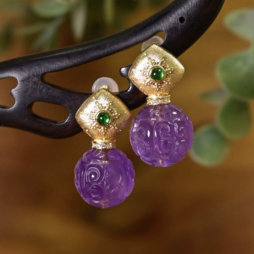  organically carved earrings with amethyst, silver 925 sample, simple and elegant design