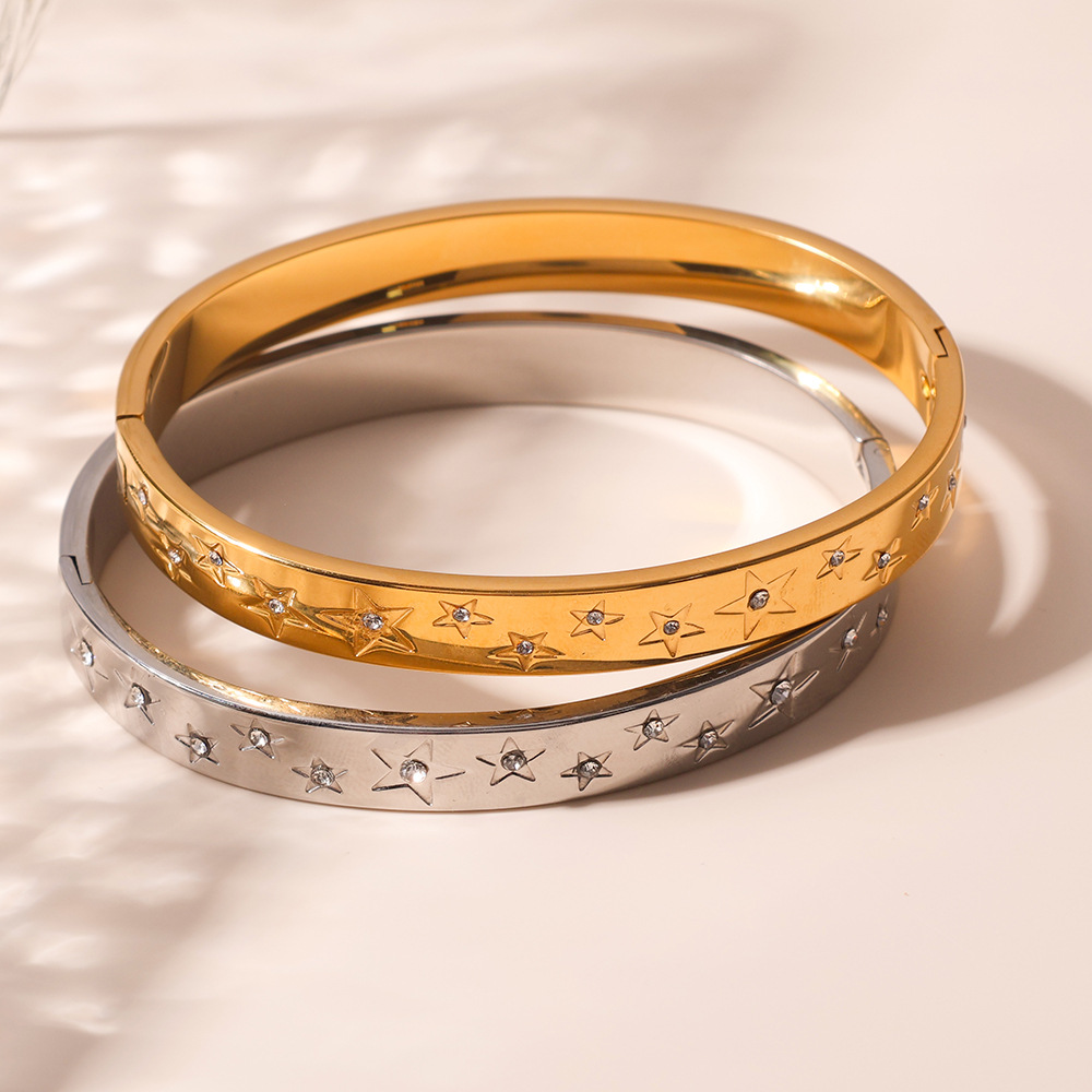 Espejo transfronterizo europeo y americano pulido de ala ancha estrella de cinco puntas clásica de 8MM con pulsera de hebilla de estrella de diamantes fábrica de 18K al por mayor