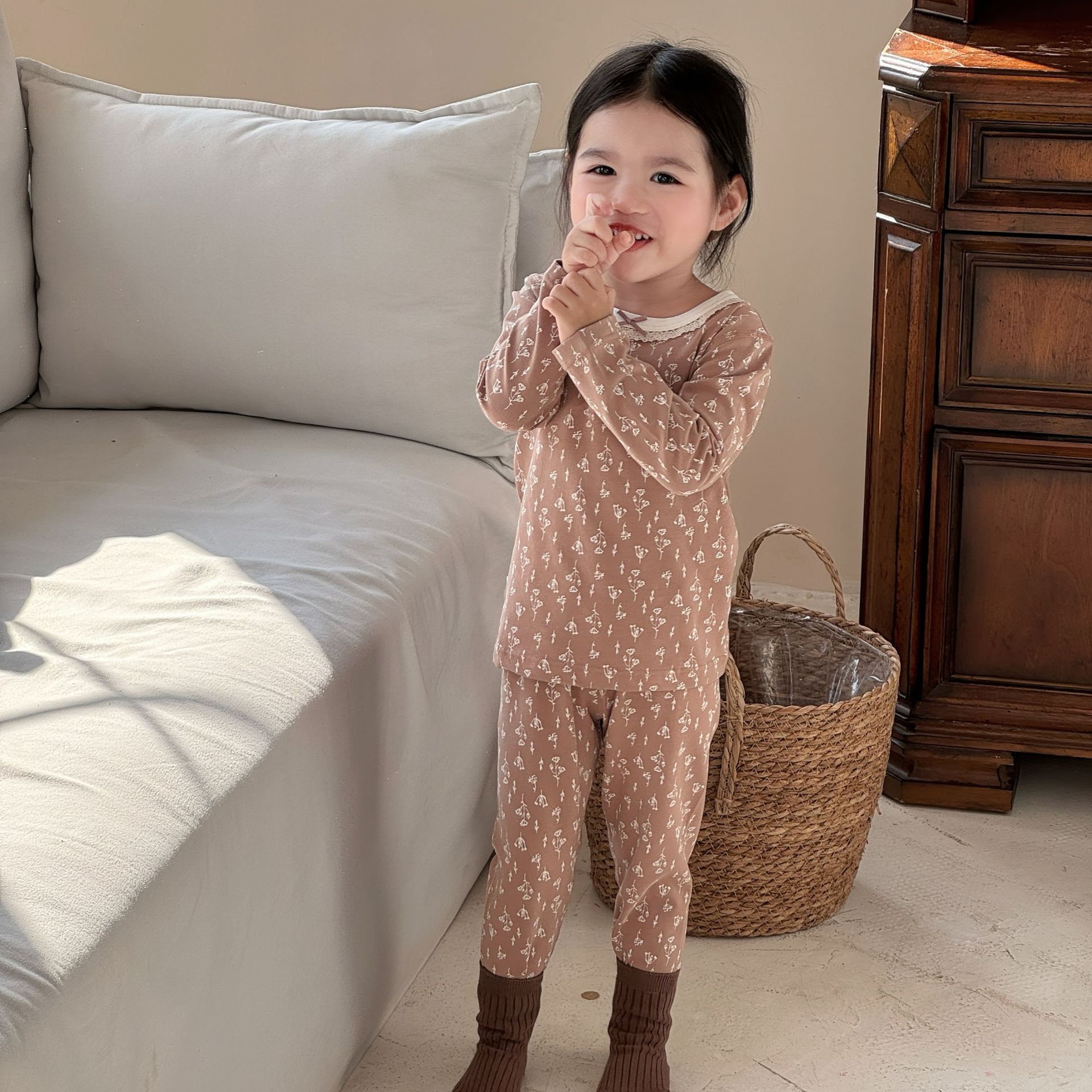 Dòng hoa và lá / Cỡ 90