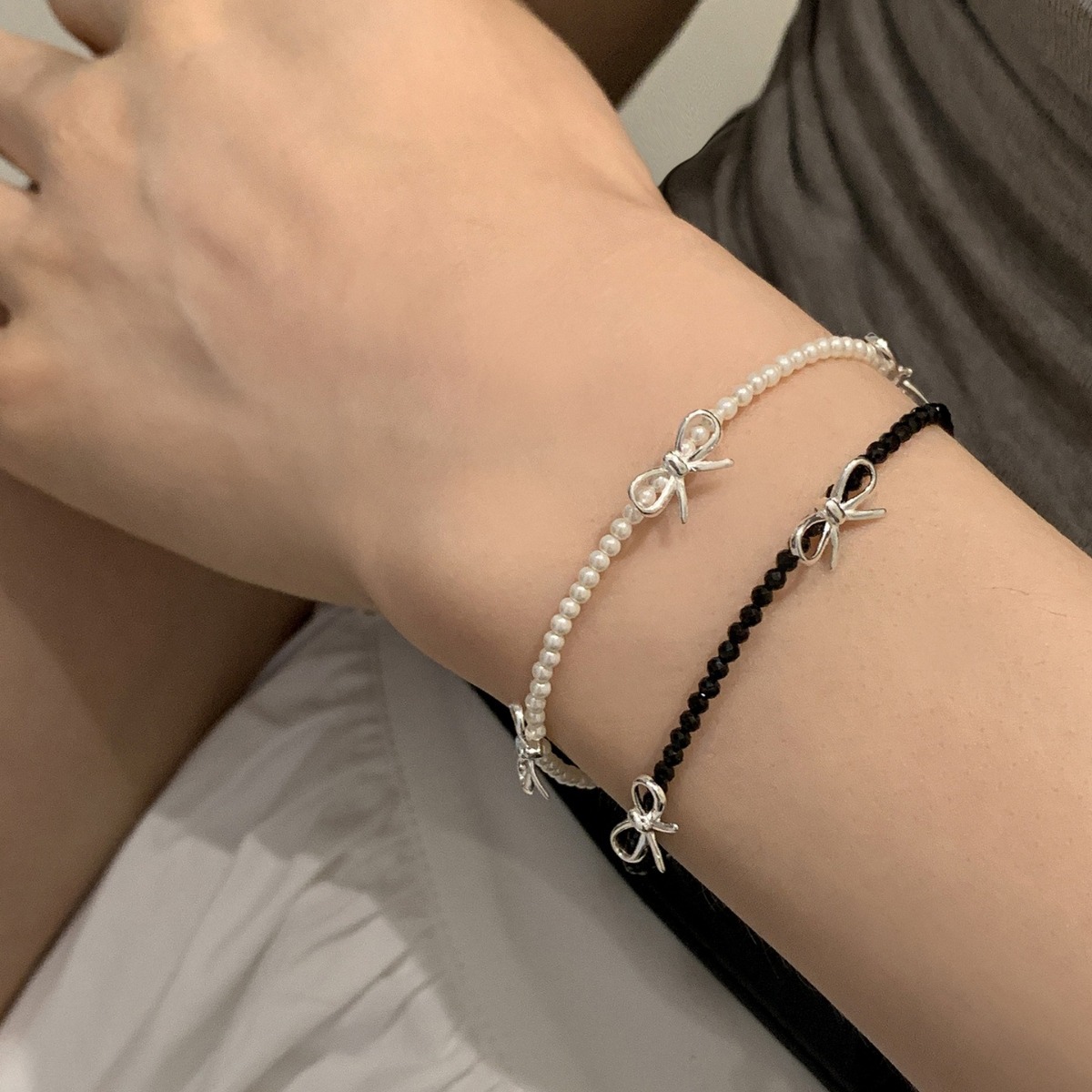 Minimalist Layered Bracelets For Women Stackable And Lightweight_voghion.com