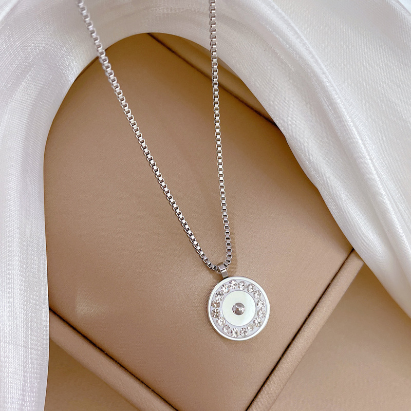Minimalist Real Gold Collarbone Chain Necklace With Diamonds_voghion.com