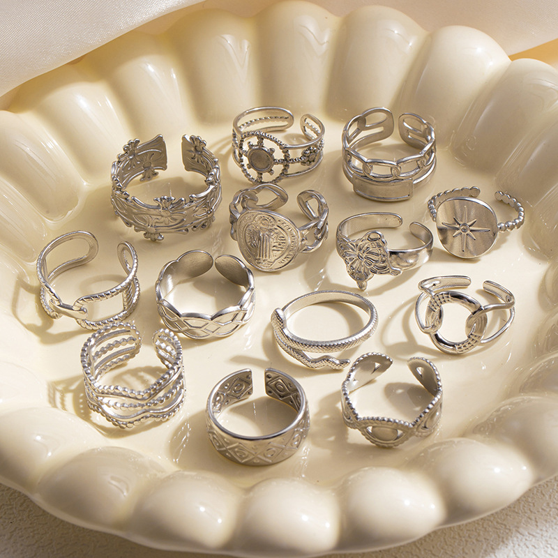 Holiday, Daily Occasion Wholesale Jewelry Retro Geometric Snake Butterfly Titanium Steel Plating Open Rings