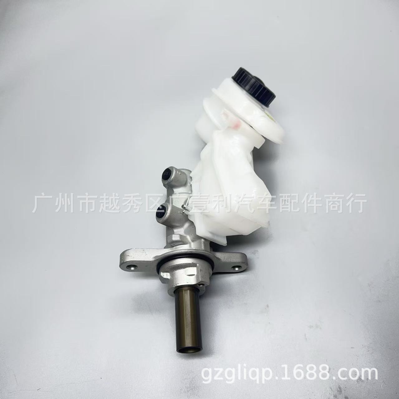 Suitable for Ucya-43-40Za Bt50 12 Ford Pickup Brake Master Cylinder