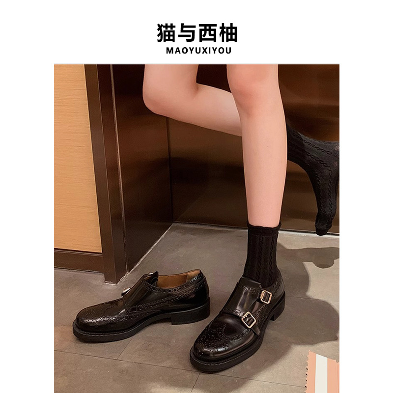 雕花布洛克小皮鞋女英伦风2024春夏新款复古平底粗跟精致孟克单鞋