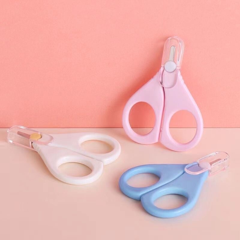 赤ちゃんの爪切りは乳幼児の子供の爪切りを入れて足を修理する独立包装セットです。|undefined