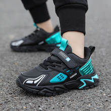 男童鞋10-15岁春秋季新款皮面轻便软底儿童学生轻便跑步运动鞋子