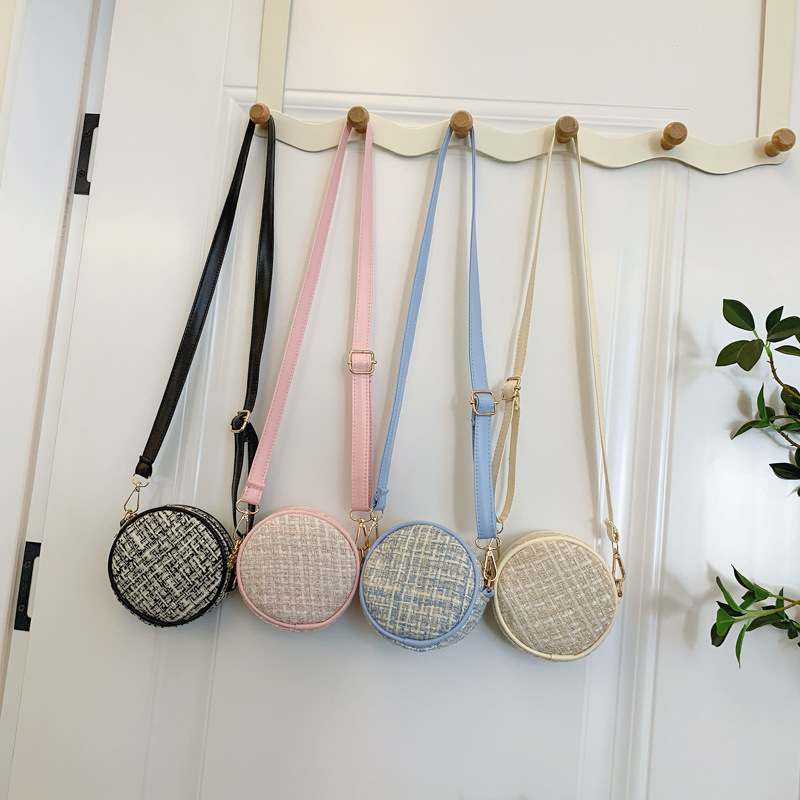 Bolsos de hombro para niñas coreanas lindos mini extranjeros populares bolsos pequeños para bebés 2025 nuevos bolsos de cambio para niños