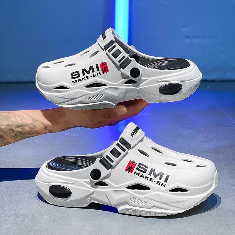 2025 nuevos zapatos con agujeros para hombres, ropa exterior, suela gruesa, antideslizante, zapatillas Baotou, sandalias deportivas de playa al por mayor