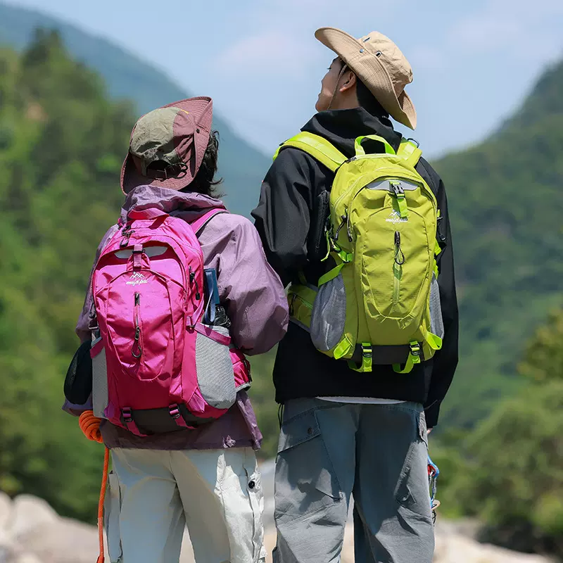 跨境户外男女大容量登山背包旅游爬山轻便专业徒步运动旅行双肩包