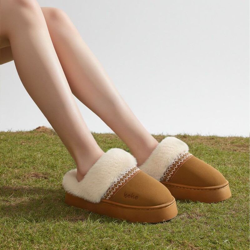 Manufacturer's Snow Boots with Height-Increasing Thick Soles, Fleece-Lined and Thickened Cotton Shoes for Women, Winter Cotton Slippers for Men and Women, Outdoor Furry Slippers