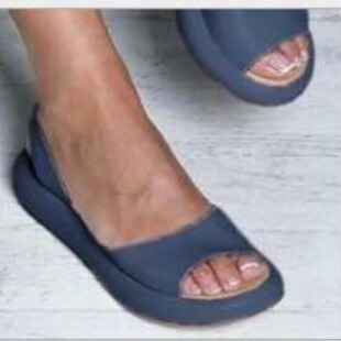 Foreign Trade Shoes for Women 2023 Aliexpress Wish Hot Selling Manufacturer Spot Fashion Flats Sandals Large Size Women's Slippers