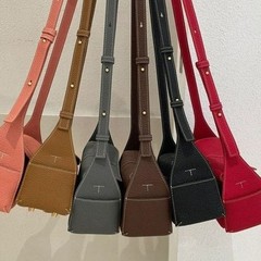爆金掛け耳シリーズ軒包女2025新型通勤シングル肩小方包手提げ斜め掛けhobo包