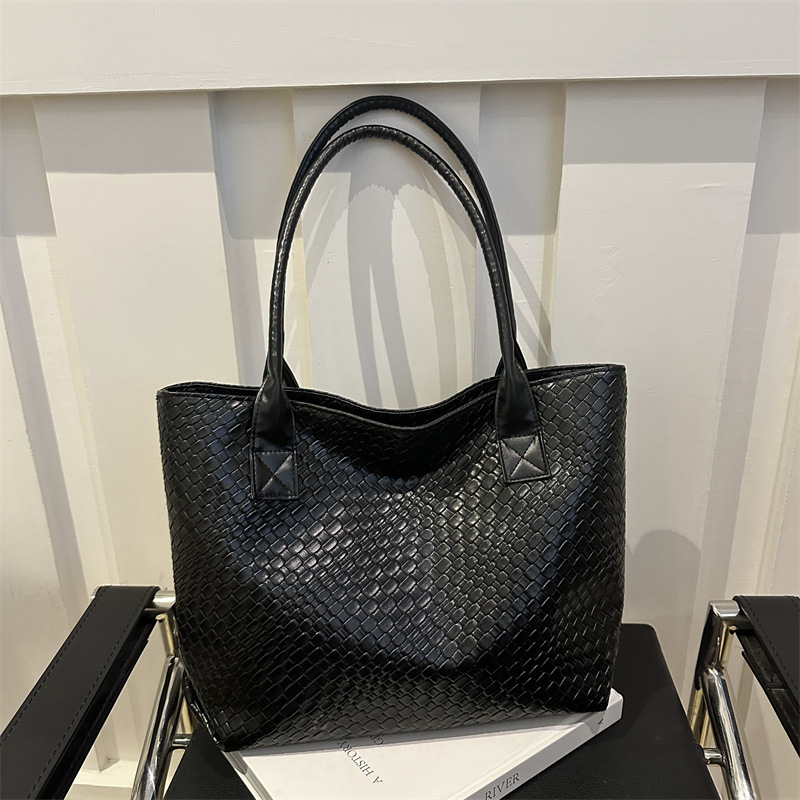 Bolso de hombro de mujer, bolso de verano, nuevo estilo de moda, bolso de cuero suave tejido de gran capacidad, bolso de mano de mujer, bolso de mano de mujer