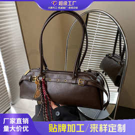 小众复古法棍包包女2026新款时尚手拎腋下包高级感休闲单肩包