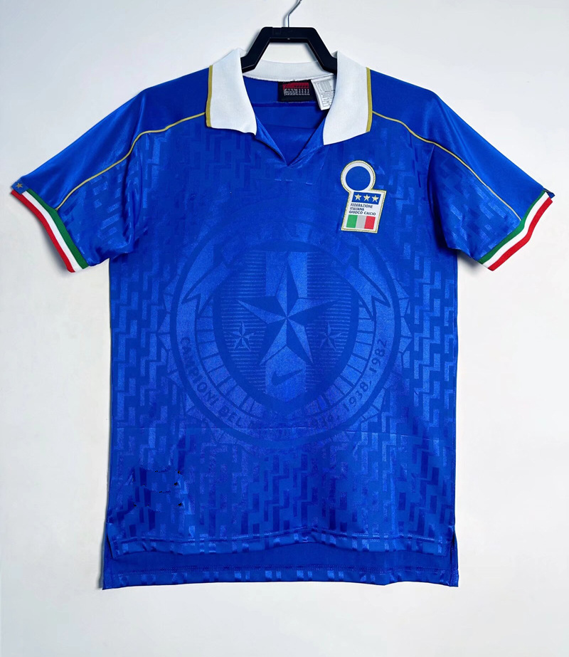 1995 Italia en casa