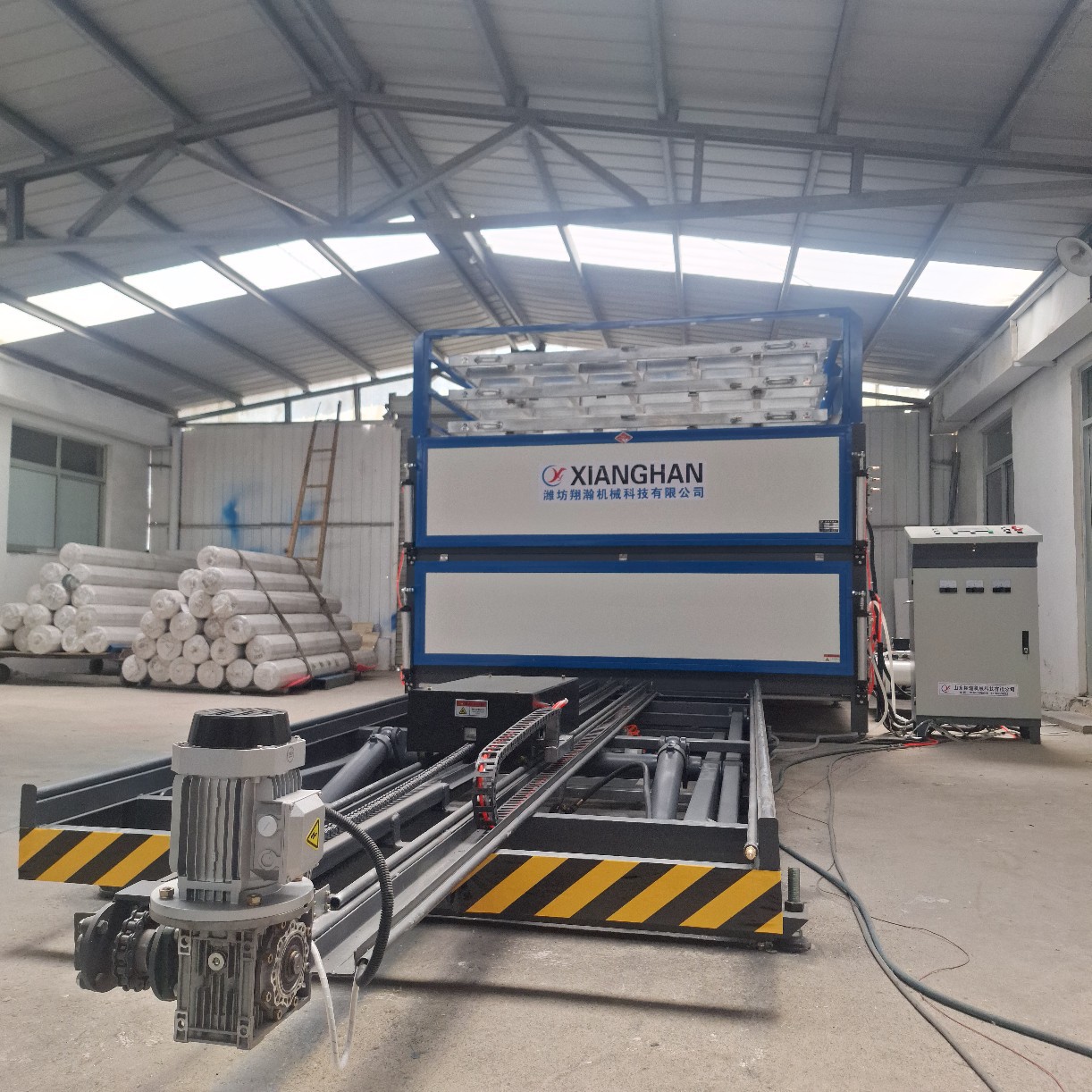 瀚宇四层玻璃夹胶炉夹胶炉