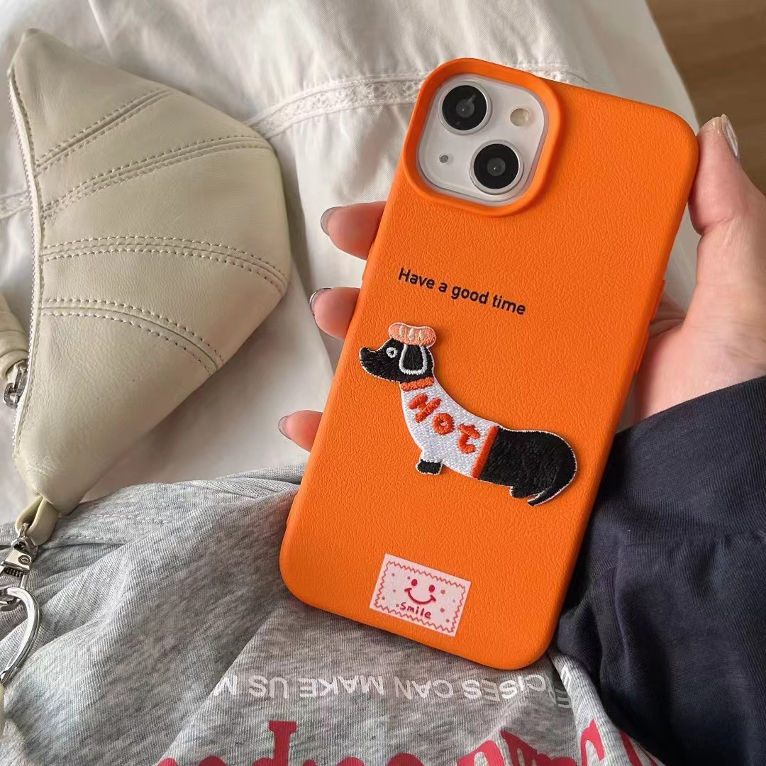 Perro salchicha bordado con patrón de cuero de nicho para iPhone15 funda para teléfono móvil 16ProMax Apple 14/13 pareja