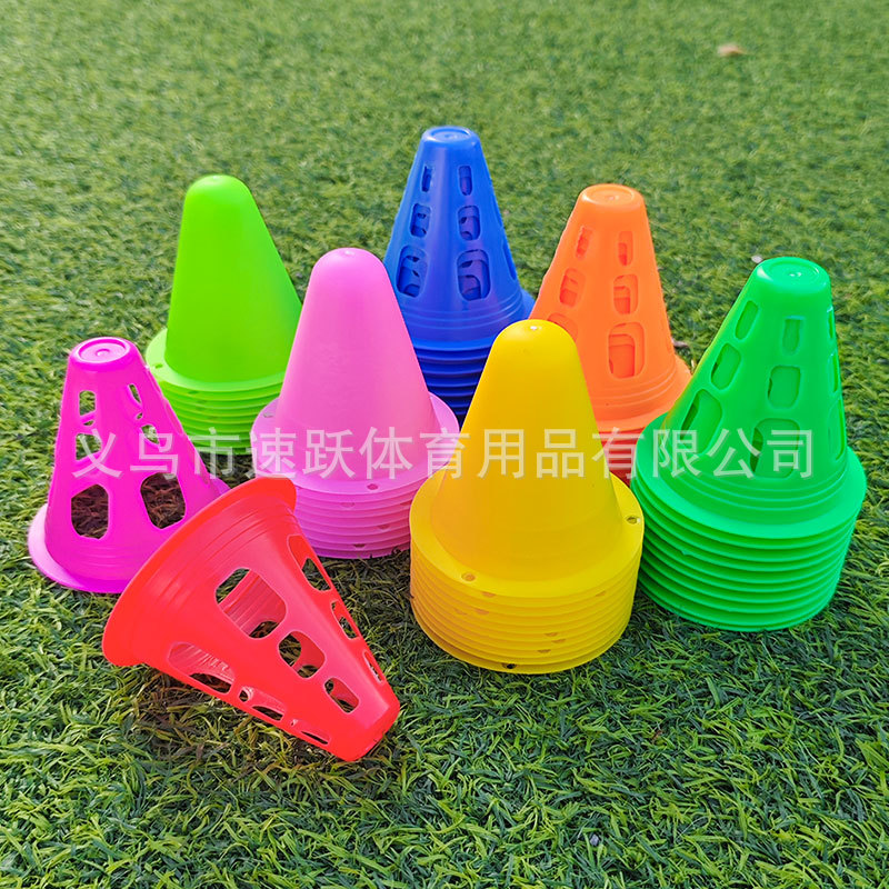Wholesale Roller Skating Cones 8cm High Windproof Roadblocks Multifunctional Soccer Training Marker Cones Obstacles for Skating and Roller Skating