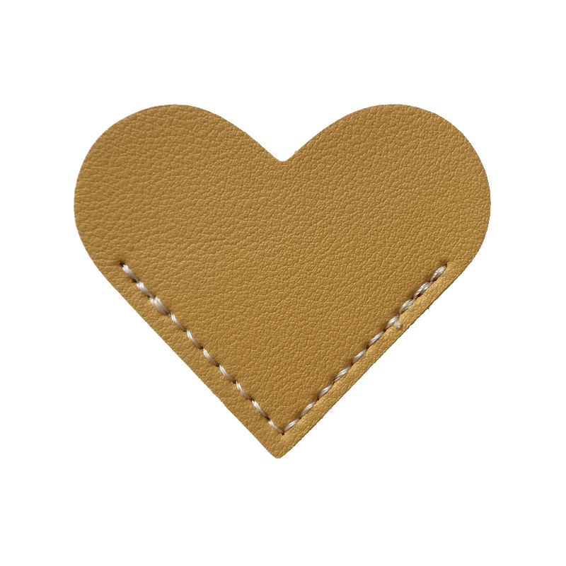 Los fabricantes suministran un gran número de en stock cuero amor notas adhesivas marcador regalo para amigos amor forma marcador pegatinas