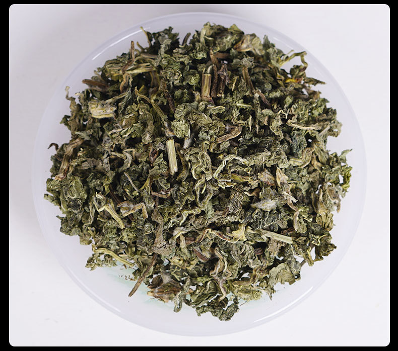 Mint Leaf Granules (Mentha haplocalyx) — Dried Food Herb for Cooling Summer Tea in use