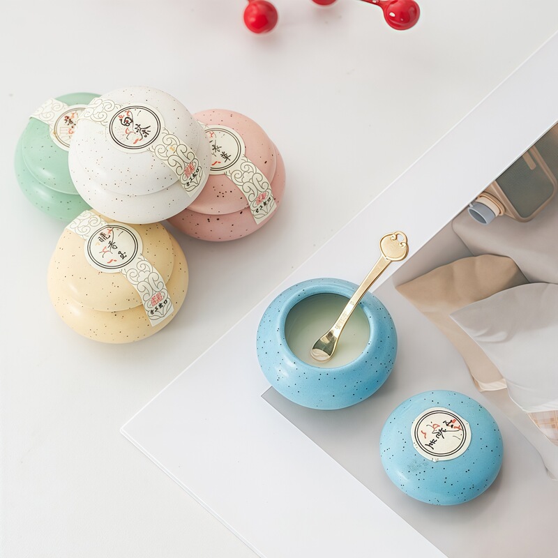 High-Looking Antique-Style Ceramic Solid Balm Chinese-Style Ladies' Fragrance Portable Small Porcelain Bottle Perfume Balm