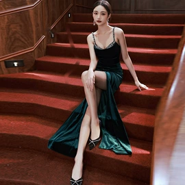 晚礼服;连衣裙;婚纱