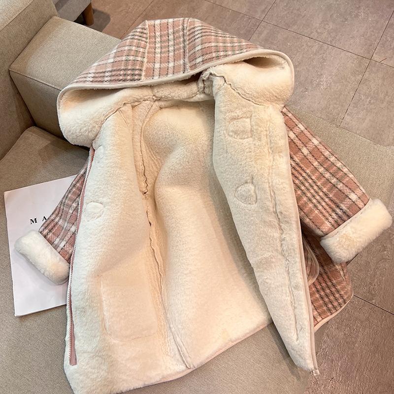 女の子ウールコートプラスベルベット秋冬服2025新しい女の赤ちゃん韓国風子供服ファッショナブルな韓国風コート子供と中学生向け|undefined