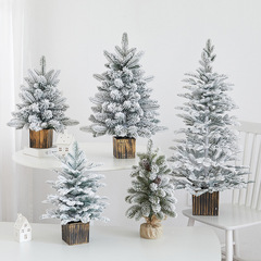 2024年の新型シミュレーション植毛PEクリスマス装飾デスクトップ装飾品ランプ付きクリスマスツリー卸売り