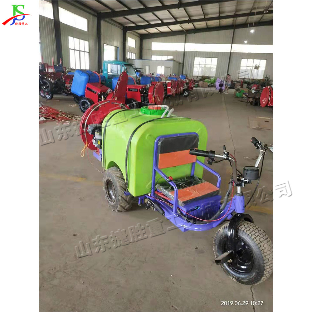 Vehículo de pulverización eléctrica autopropulsado para protección vegetal de soja huerto tipo vehículo de pulverización de pesticidas agrícolas