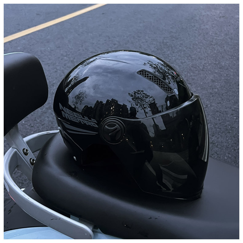 Dual-lens electric vehicle helmet, C national standard certified half helmet for motorcycles and electric scooters, sun-protective, stylish and cool summer hat for men and women, new
