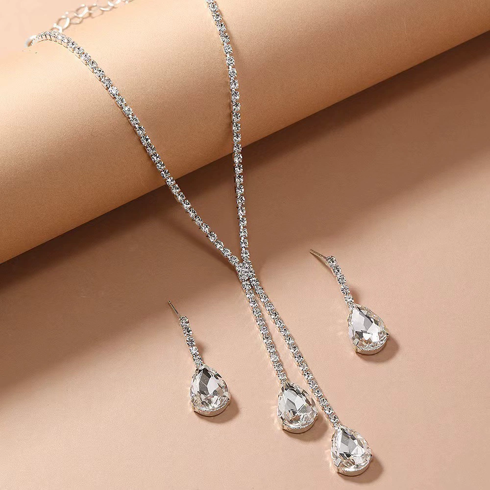 Аксессуар, комплект из ожерелья и серёжек, модная цепочка, инкрустирован diamonds