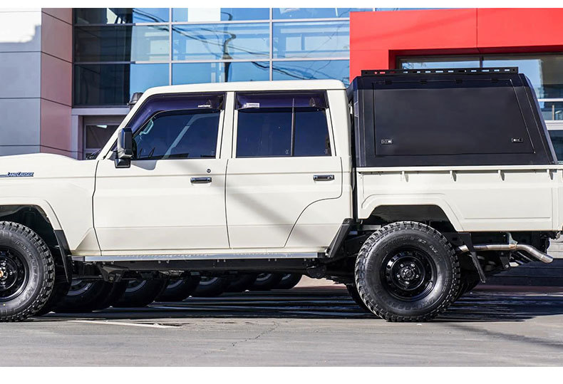 Lc79 Four-Door Double-Row Standard Pickup Truck Trunk Modification Parts, Fully Enclosed Three-Door Without Glass