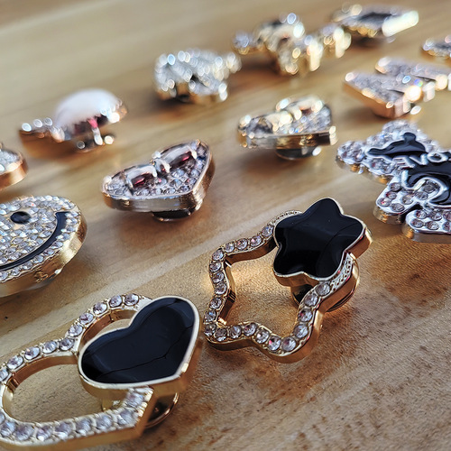 DIY jewelry accessories full diamond swan heart hole shoe accessories garden shoe creative decorations accessories full diamond plastic