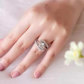 辉坦欧美风新款手饰 创意甜美心形锆石钻戒 奢华求婚戒指唯美婚戒