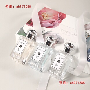 С������Ůʿ��ˮ���b�{�L�С�n�m��β����ˮ�Y���b������ˮ���l