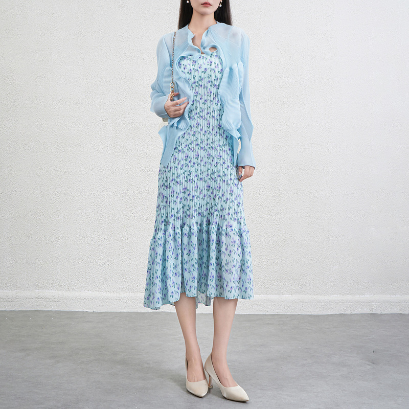 Blue Floral Spaghetti Strap Dress for Women, Summer 2025 New Style, Pleated Elegant Long Dress, Beach Vacation Dress