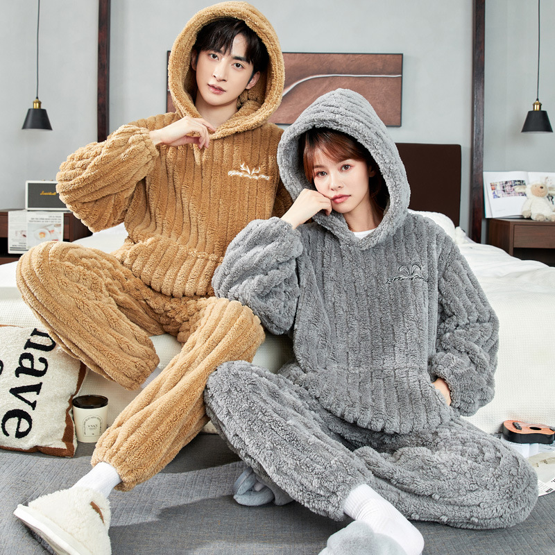 カップルパジャマ冬のサンゴのベルベットの厚いベルベットのフード付き男性女性秋冬フランネルの家庭服セット