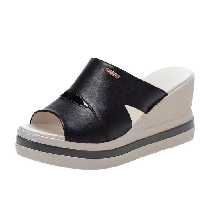 Marca de zapatillas de madres con base gruesa y suave para mujeres verano 2026 nueva moda exterior impermeable sandalias de talón