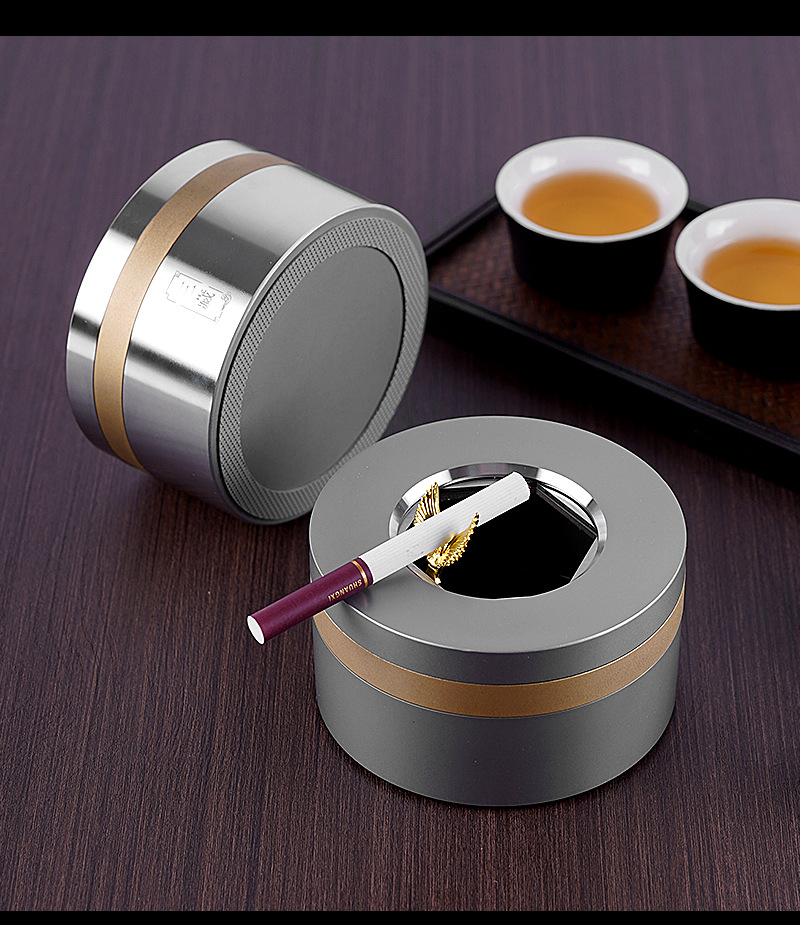 Cross-Border Thickened Anti-Dust Stainless Steel Creative Ashtray for Car and Home Use, High-End Gift Ashtray with Metal Design