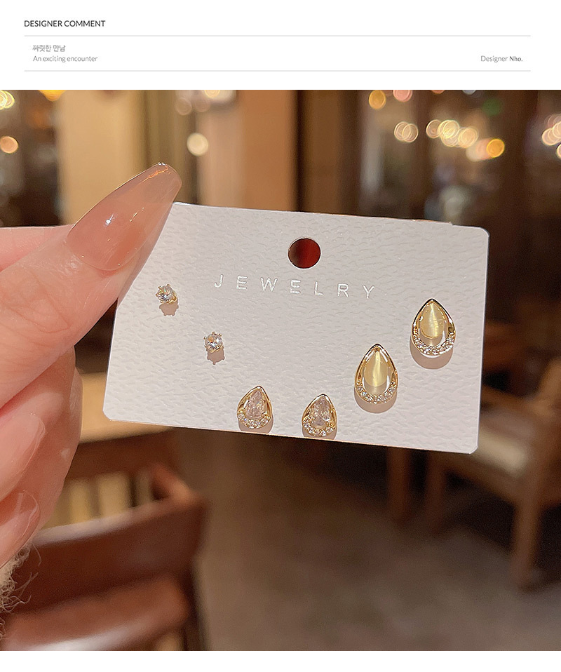 Basic Geometric Copper Plating Rhinestones Ear Studs 1 Set